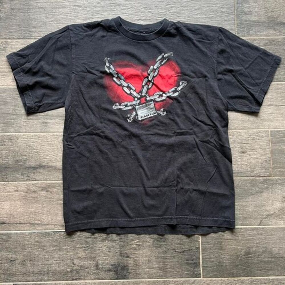 Vintage Ace of Hearts "Taken" Chains Heart Tshirt Mens Size Large Grunge Emo